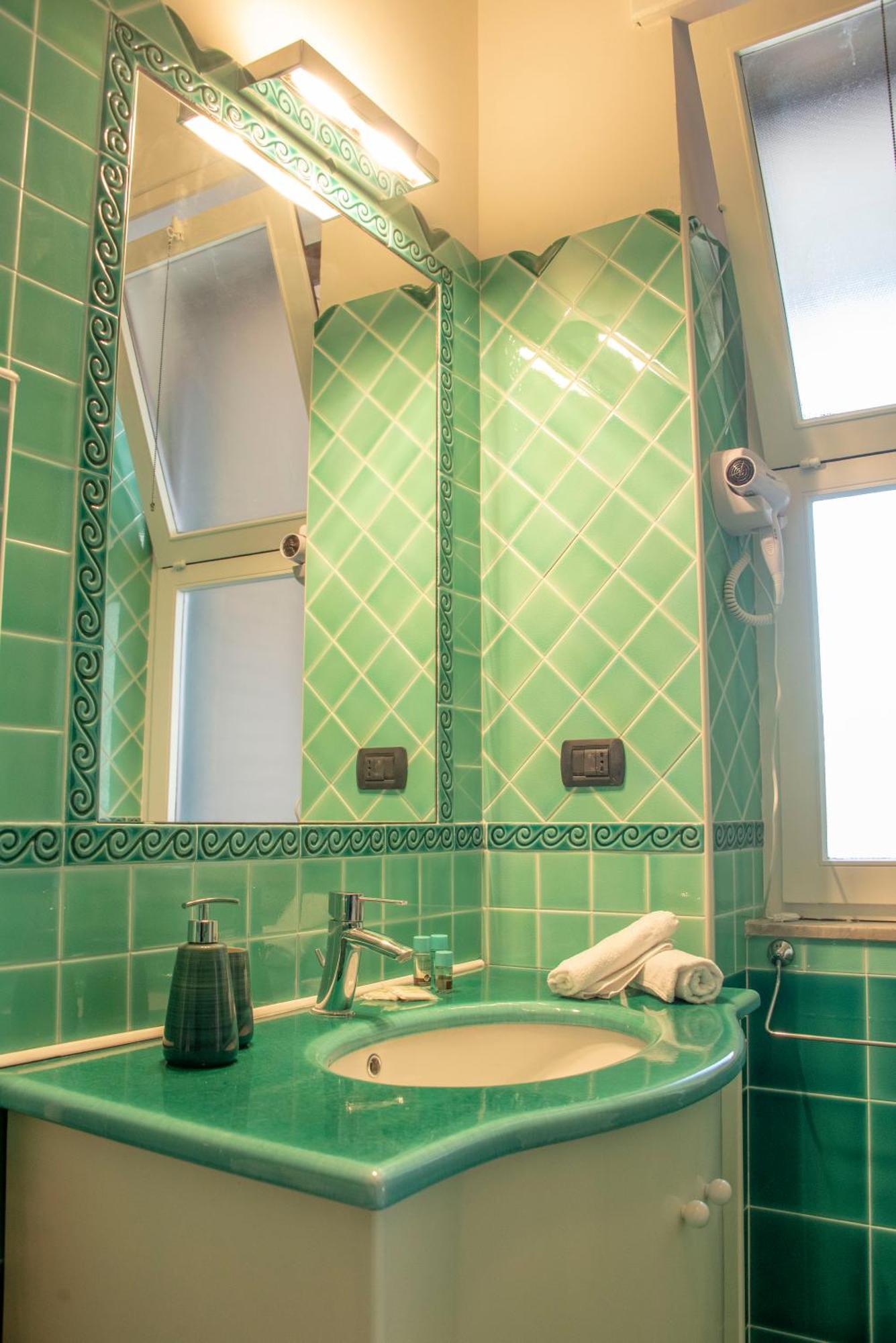 Reginella Guest House Salerno Luaran gambar