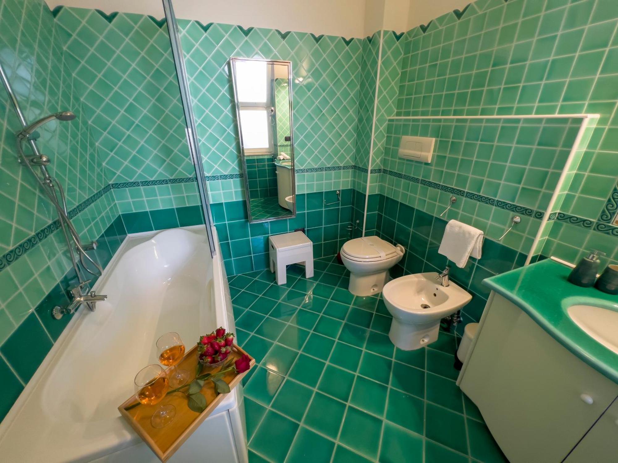 Reginella Guest House Salerno Luaran gambar