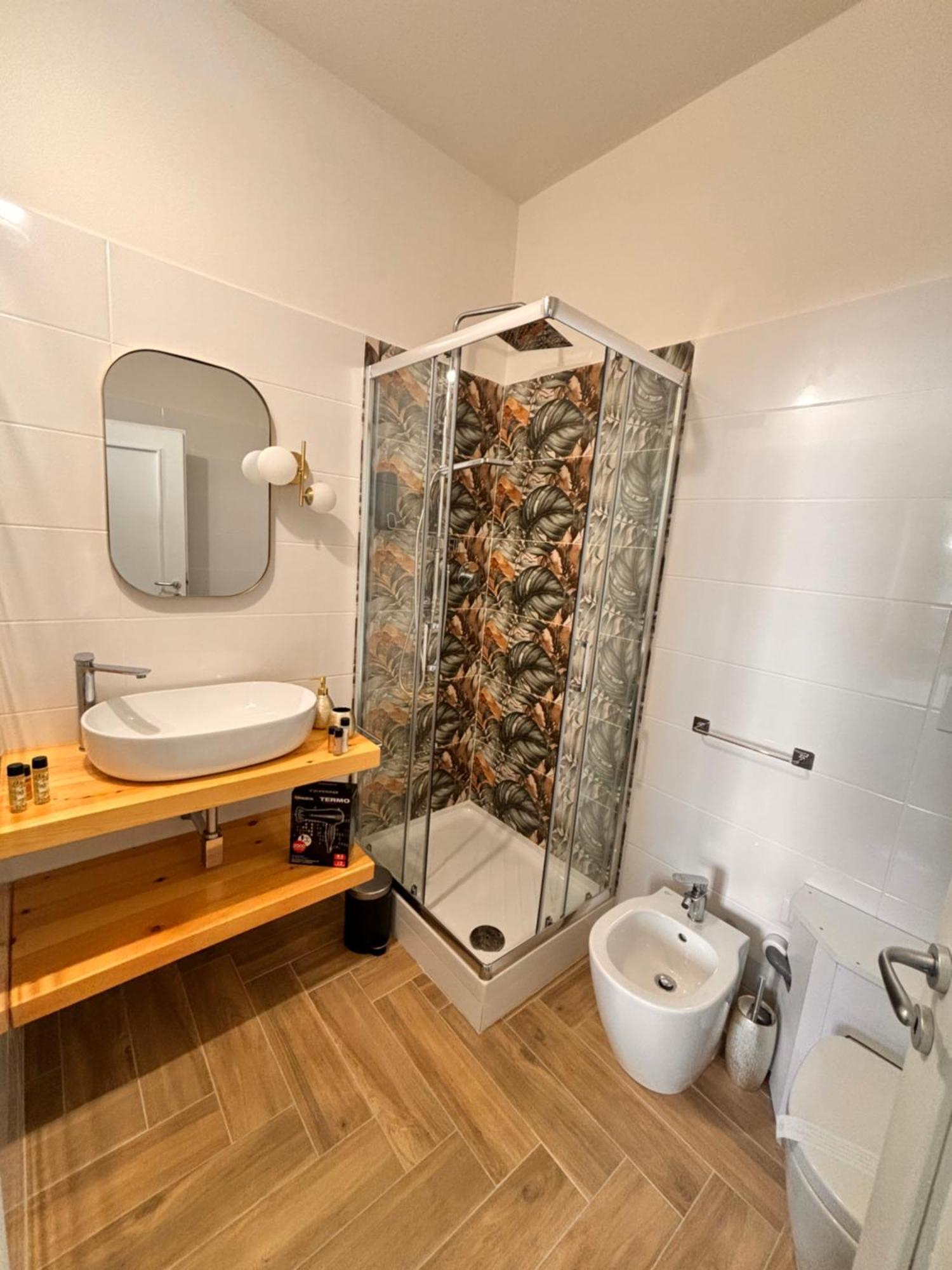 Reginella Guest House Salerno Luaran gambar