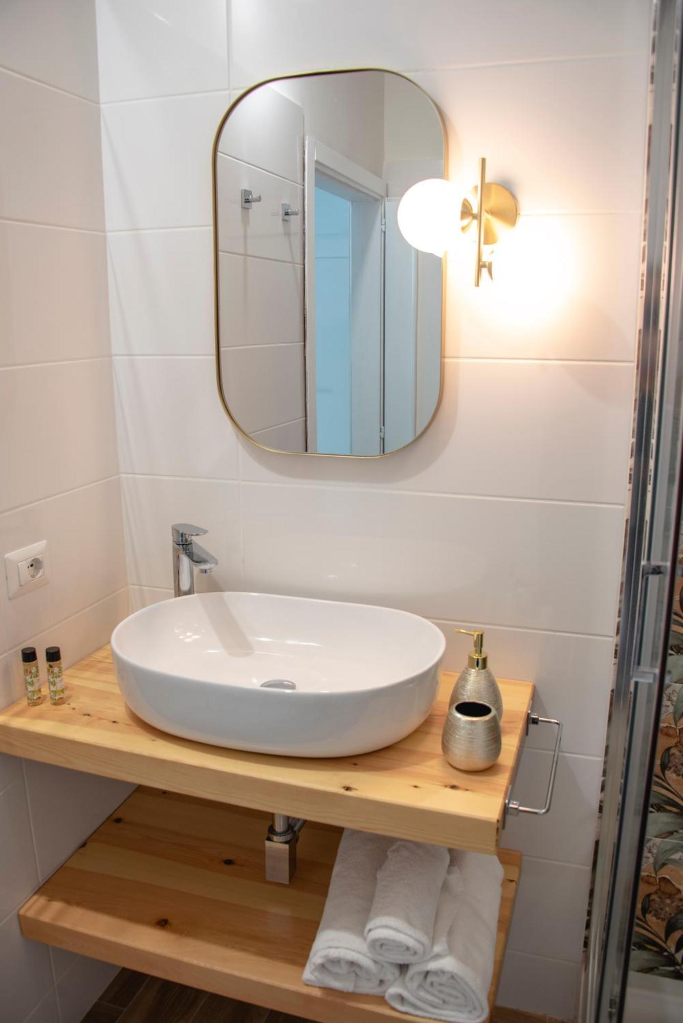 Reginella Guest House Salerno Luaran gambar